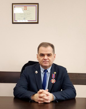 Главный врач Любченко Андрей Андреевич Главный врач Любченко Андрей Андреевич.